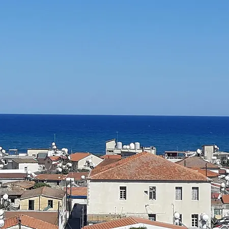 Sea View Floral Suite - Swimming Pool- 2 Bedroom *