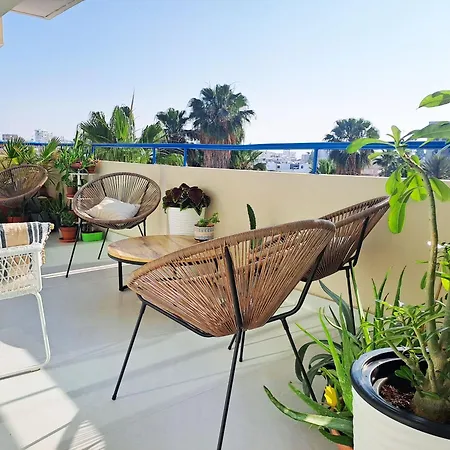 Sea View Floral - Swimming Pool- 2 Bedroom Appartamento