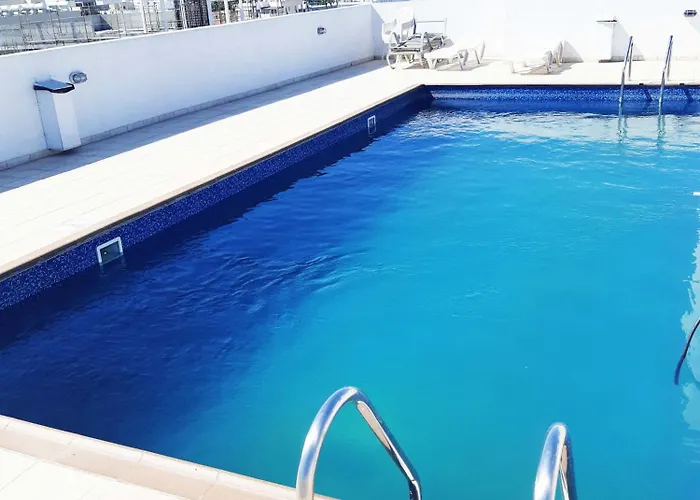 Sea View Floral Suite - Swimming Pool- 2 Bedroom Larnaca